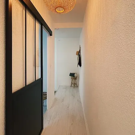Le Patio De La Rochelle Apartment *